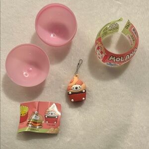 Molang Charm Friends -Cupcake